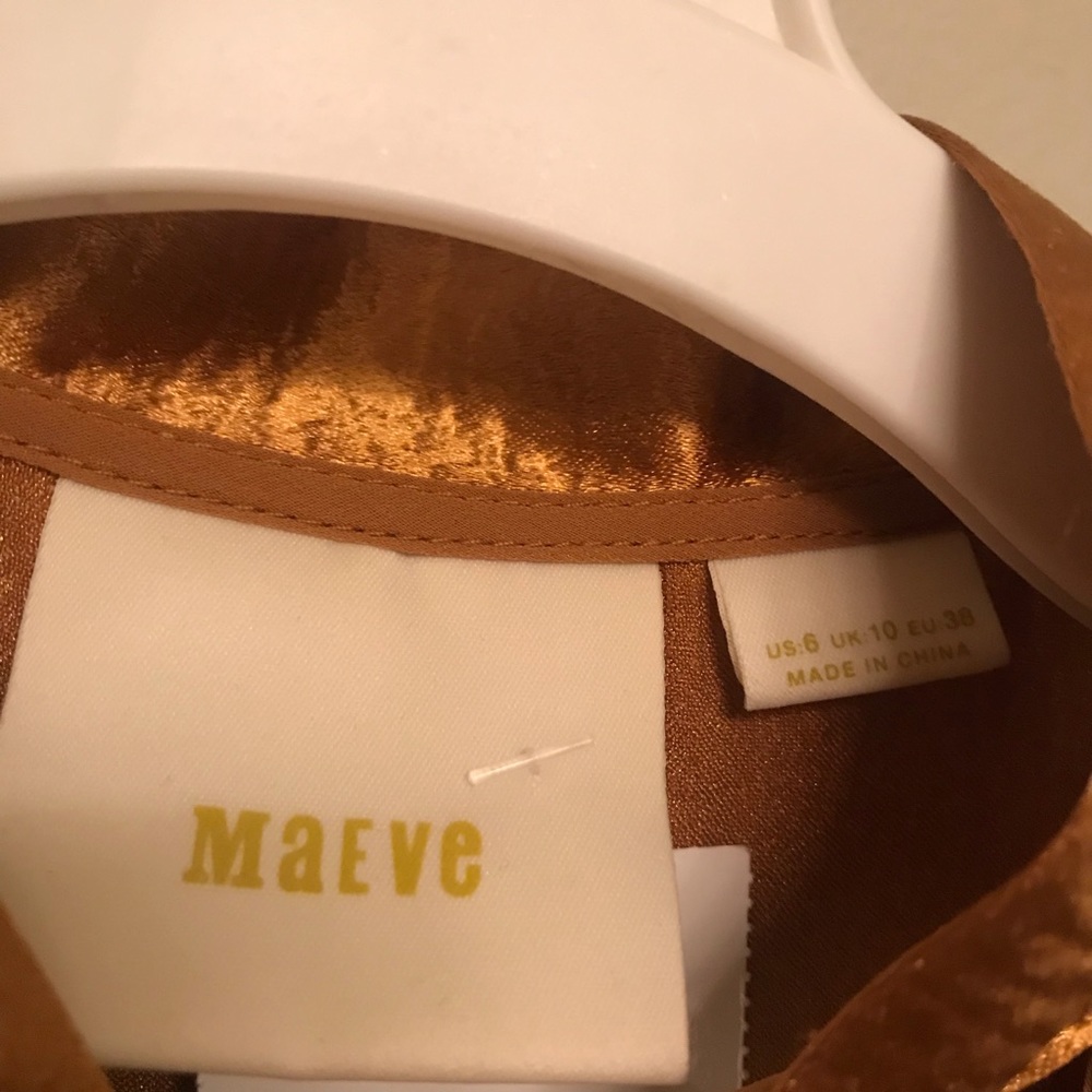 Anthro Maeve Gold Metallic Swing Top - Picture 4 of 6